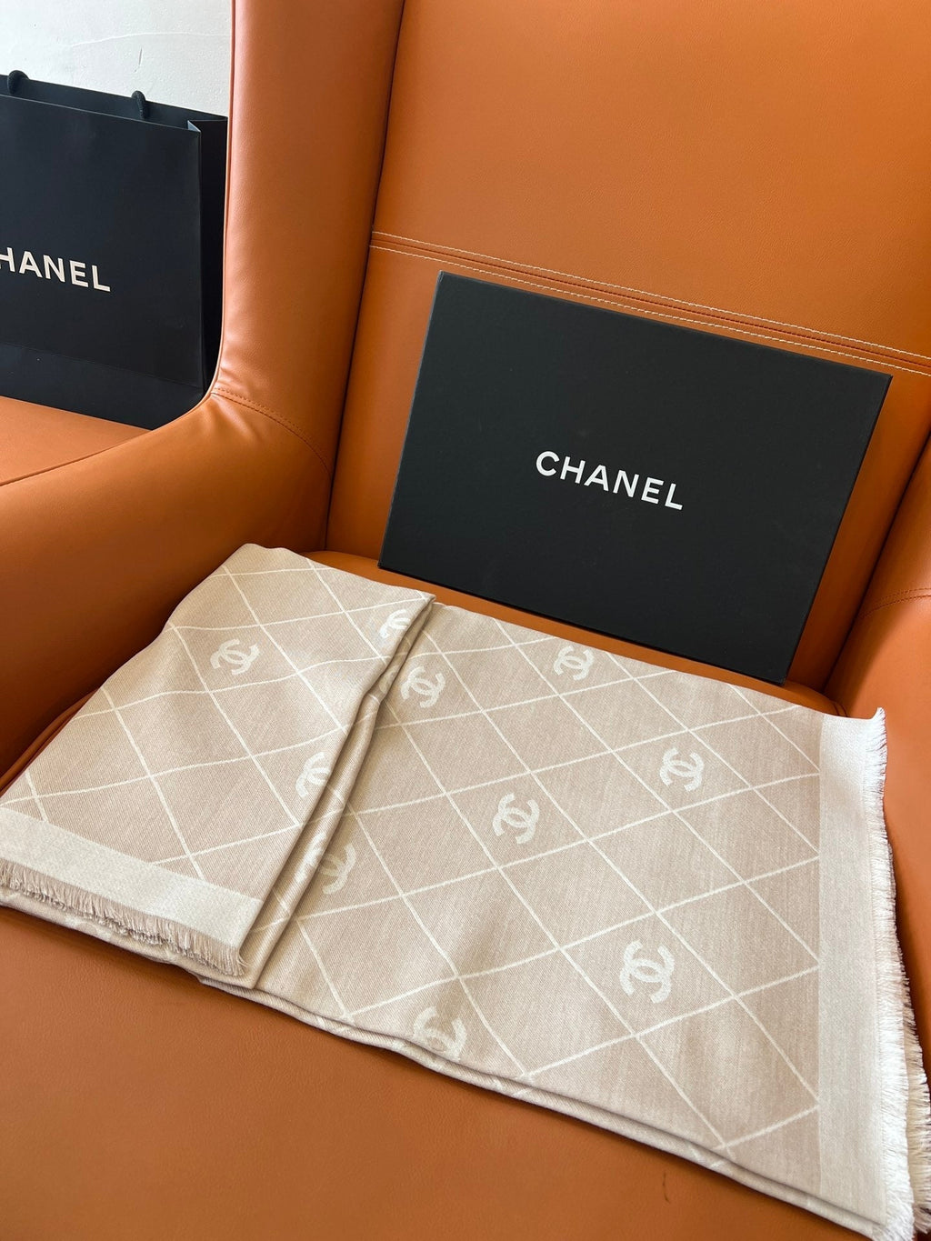 CHANEL 25S SCARF 140 IN WOOL SILK 700809