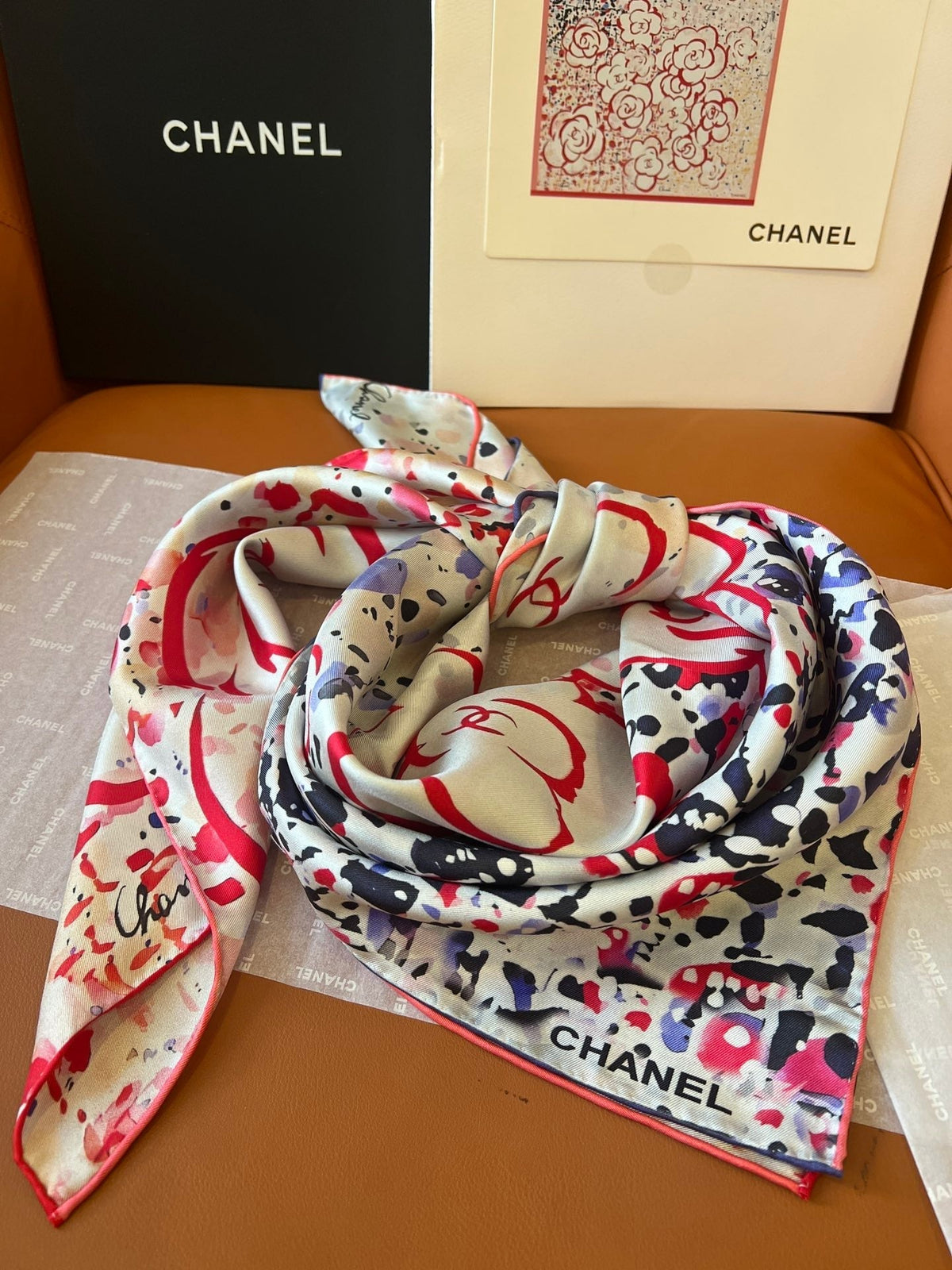 CHANEL 25S SCARF 90 IN SILK TWILL 700818