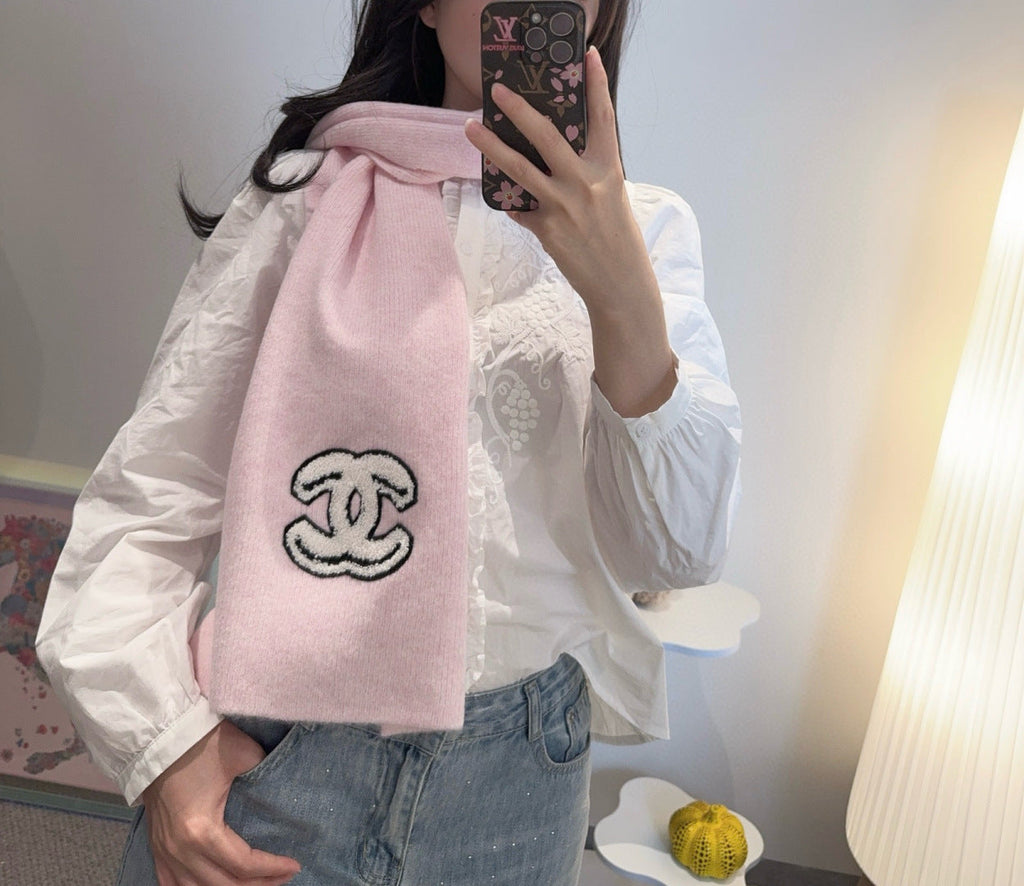 CHANEL 25S SCARF 180 CM IN CASHMERE 944020