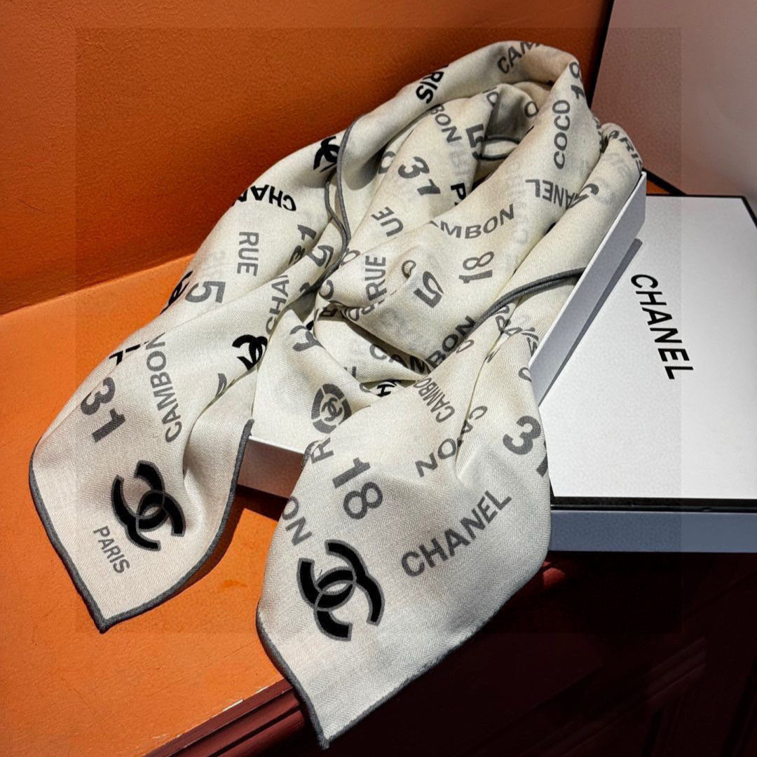 CHANEL 25S SCARF 140 IN CASHMERE SILK 733896