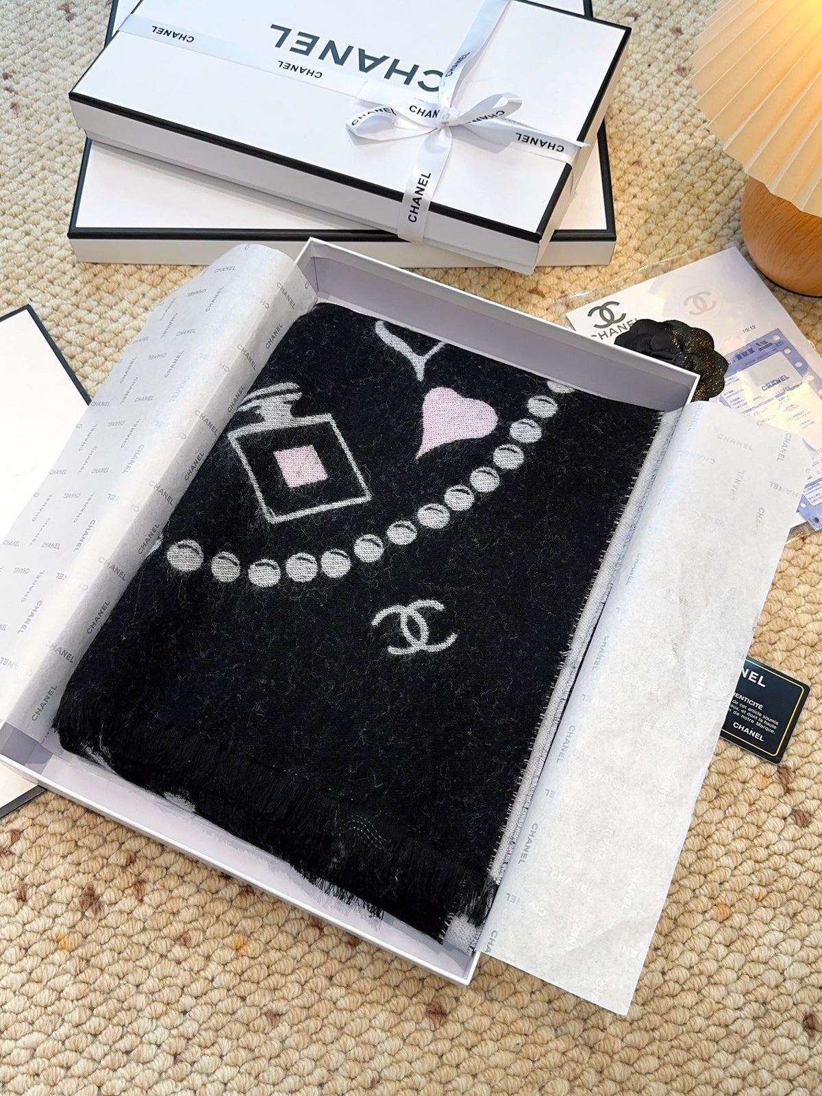 CHANEL 25S SCARF 203 CM IN CASHMERE 943933