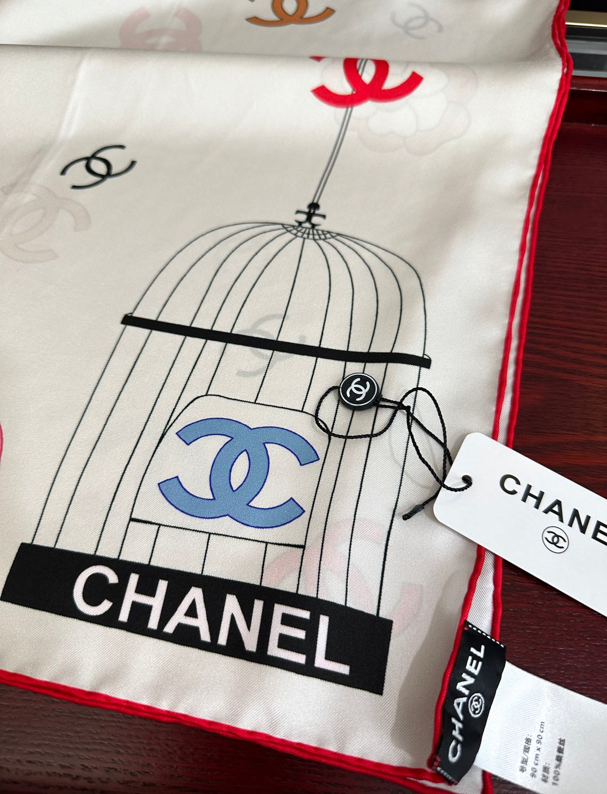 CHANEL 25S SCARF 90 IN SILK 929757