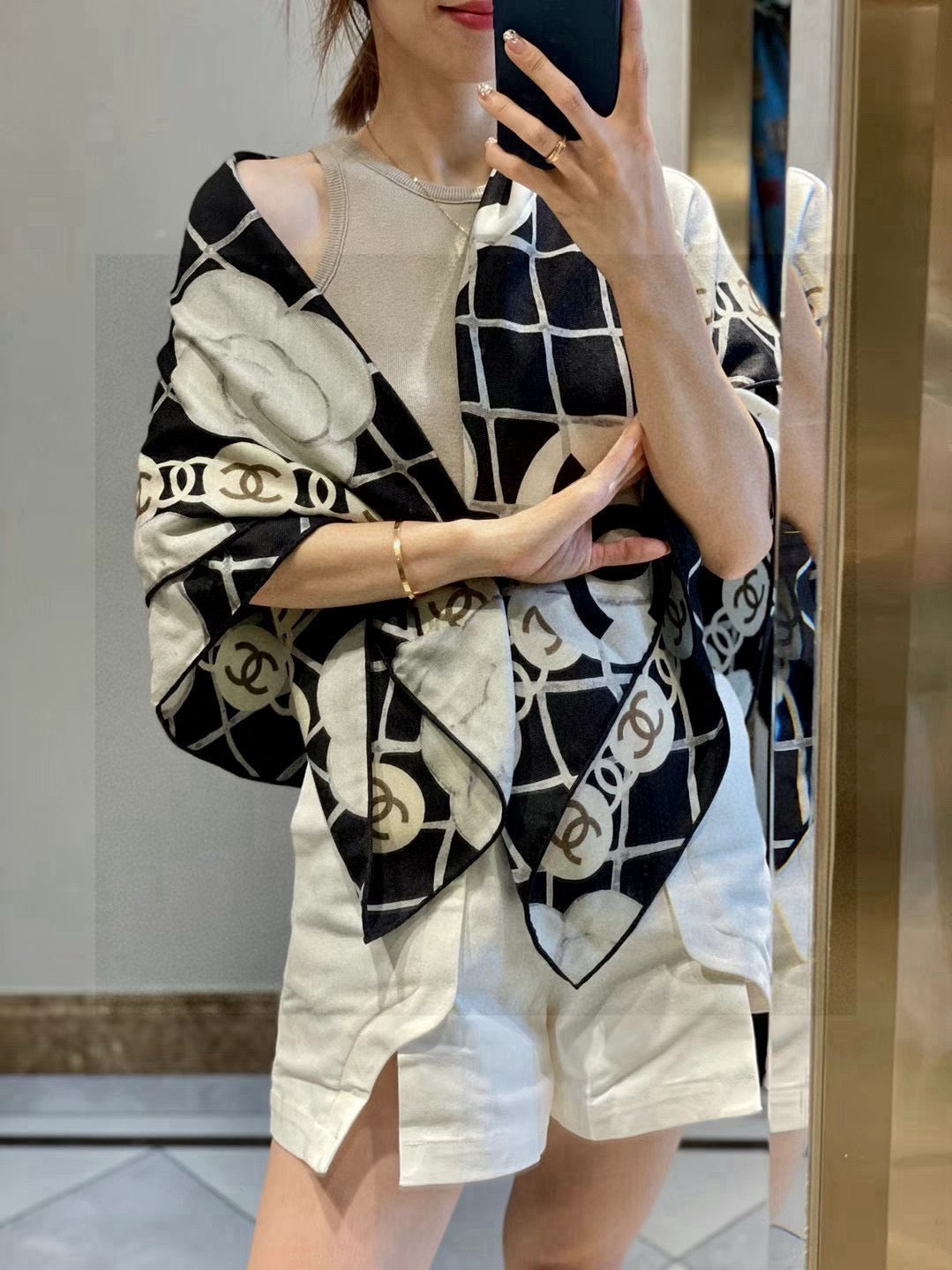 CHANEL 25S SCARF 110 IN CASHMERE SILK 730603