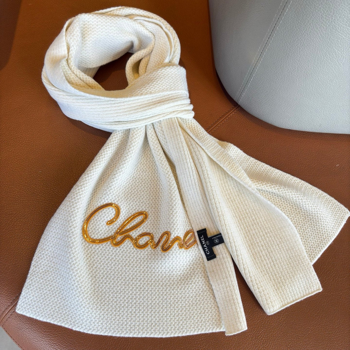 CHANEL 25S SCARF 180 IN CASHMERE 876131